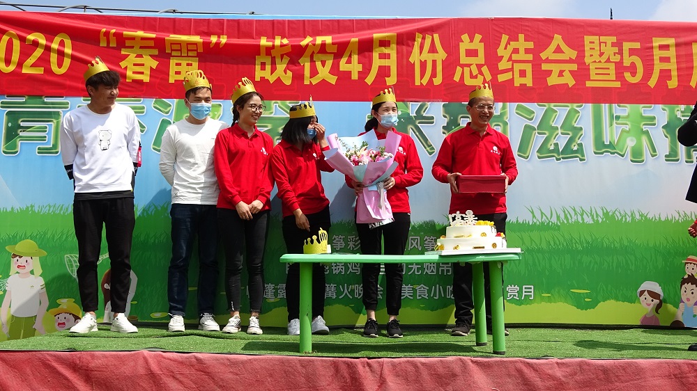 春雷戰(zhàn)役士氣強(qiáng) 云飛攜手揚(yáng)帆航